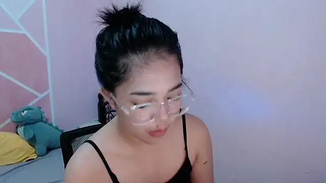 Snapshot of aaliyah_walker chatting on 11.20.25 aaliyah walker online show from 11.20.25