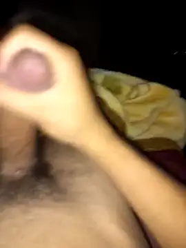 Snapshot of amin20cm chatting on 10.15.25 amin20cm online show from 10.15.25