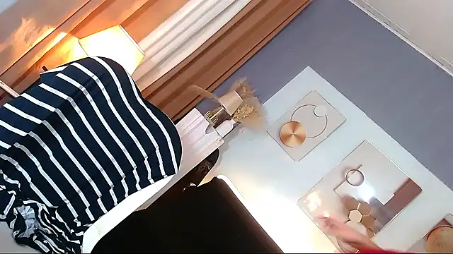 SassaLilly online show from 03.20.26