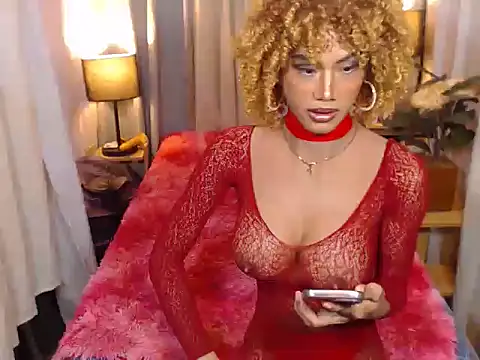 DAYANARAHFOX online show from 03.04.26