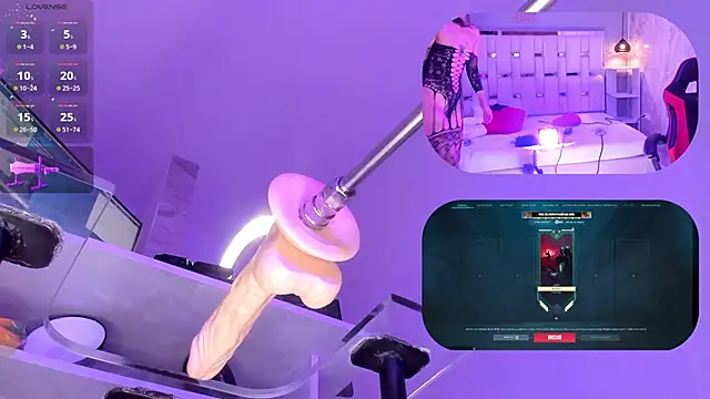 Snapshot of EvelynLips_ chatting on 10.05.25 EvelynLips online show from 10.05.25