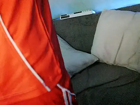 boyhigh1997 online show from 10.09.25