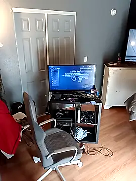 Snapshot of EbonyKing69 chatting on 10.15.25 EbonyKing69 online show from 10.15.25