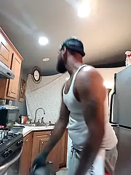 Snapshot of EbonyKing69 chatting on 10.28.25 EbonyKing69 online show from 10.28.25