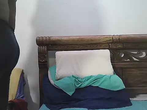 morenocabro10 online show from 09.16.25