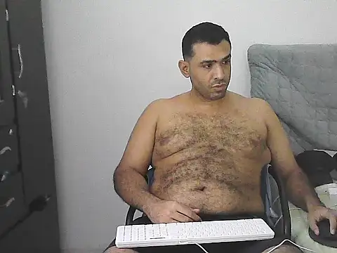 Snapshot of morenocabro10 chatting on 05.10.26 morenocabro10 online show from 05.10.26