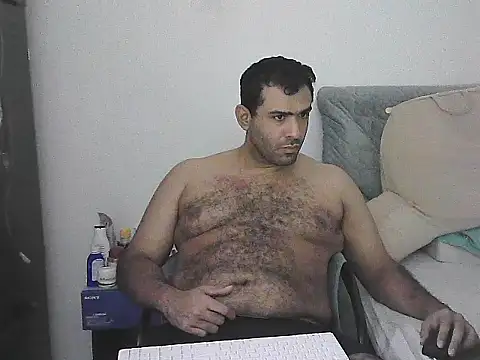 Snapshot of morenocabro10 chatting on 06.20.26 morenocabro10 online show from 06.20.26