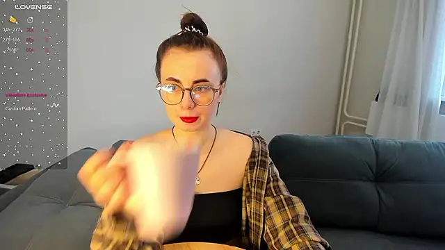 MewStella online show from 03.08.26