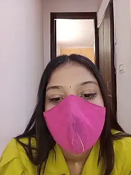 Snapshot of Cute_Rakhi8 chatting on 05.13.26 Cute Rakhi8 online show from 05.13.26