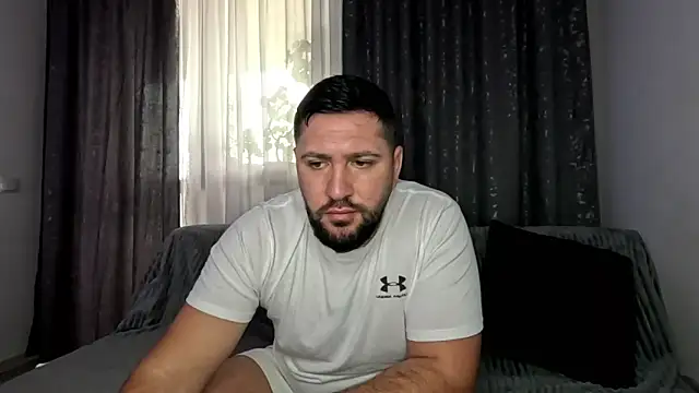 Gold Alpha Boy online show from 11.28.25