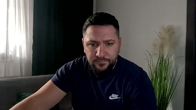 Gold Alpha Boy online show from 02.03.26