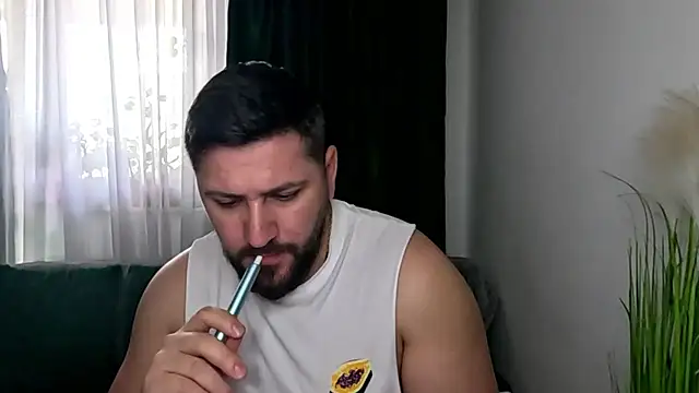 Gold Alpha Boy online show from 04.18.26