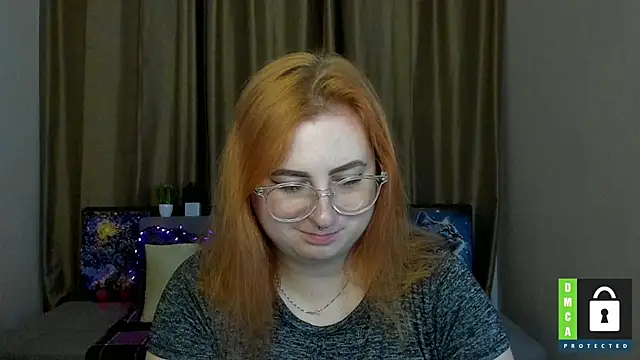 Snapshot of Alicia_love00 chatting on 09.16.25 Alicia love00 online show from 09.16.25