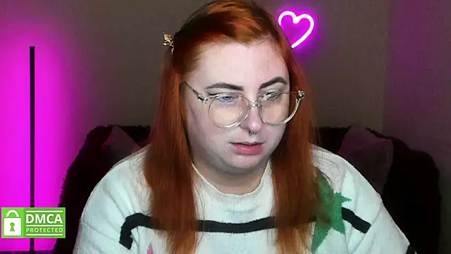 Snapshot of Alicia_love00 chatting on 11.13.25 Alicia love00 online show from 11.13.25