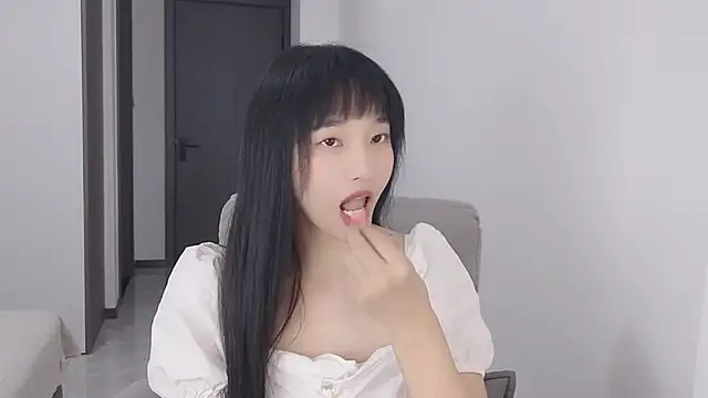 Snapshot of Lisa-3333 chatting on 09.12.25 Lisa-3333 online show from 09.12.25