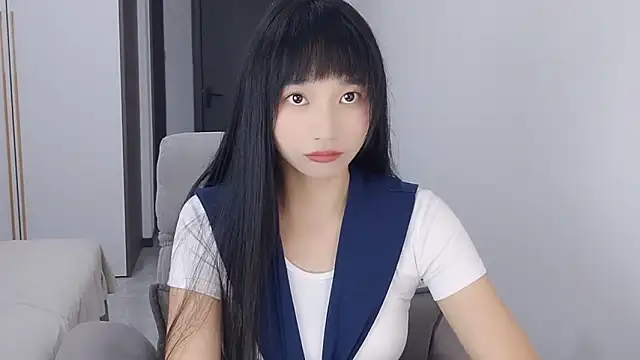 Snapshot of Lisa-3333 chatting on 10.15.25 Lisa-3333 online show from 10.15.25