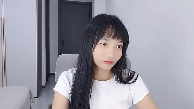 Snapshot of Lisa-3333 chatting on 10.16.25 Lisa-3333 online show from 10.16.25