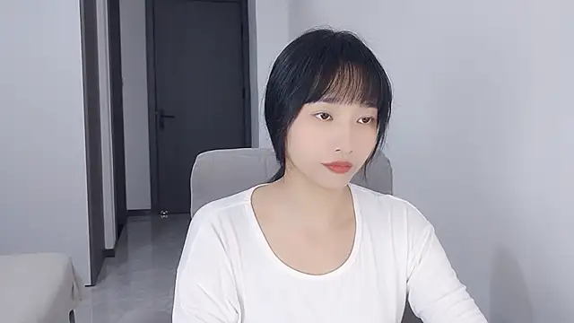 Snapshot of Lisa-3333 chatting on 11.06.25 Lisa-3333 online show from 11.06.25