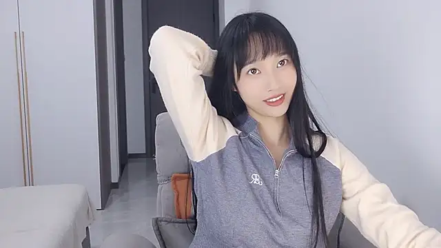 Snapshot of Lisa-3333 chatting on 11.07.25 Lisa-3333 online show from 11.07.25