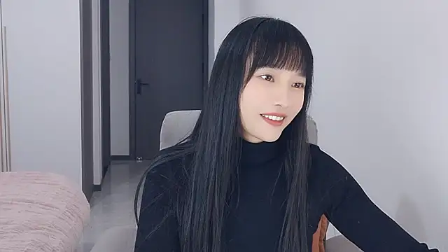 Snapshot of Lisa-3333 chatting on 12.05.25 Lisa-3333 online show from 12.05.25