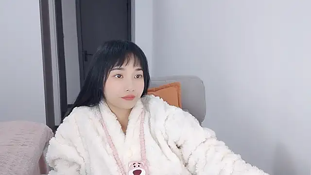 Snapshot of Lisa-3333 chatting on 01.12.26 Lisa-3333 online show from 01.12.26