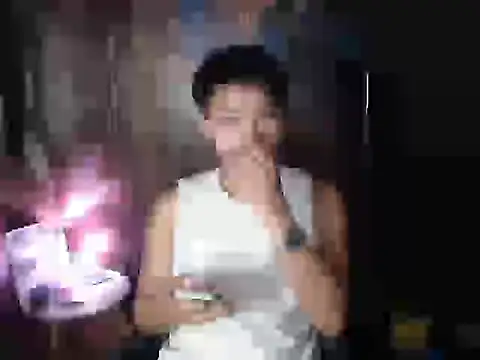 Snapshot of Helleron chatting on 11.16.25 Helleron online show from 11.16.25