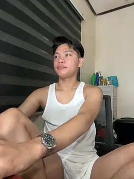 Snapshot of Helleron chatting on 11.30.25 Helleron online show from 11.30.25