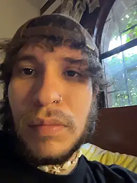 Snapshot of Luxx_14 chatting on 09.17.25 Luxx 14 online show from 09.17.25