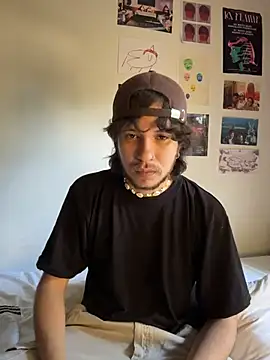 Snapshot of Luxx_14 chatting on 09.24.25 Luxx 14 online show from 09.24.25