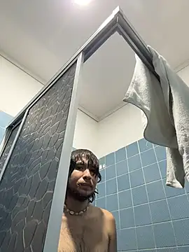 Snapshot of Luxx_14 chatting on 09.25.25 Luxx 14 online show from 09.25.25