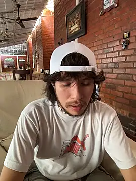 Snapshot of Luxx_14 chatting on 09.26.25 Luxx 14 online show from 09.26.25