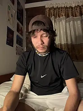 Snapshot of Luxx_14 chatting on 10.03.25 Luxx 14 online show from 10.03.25