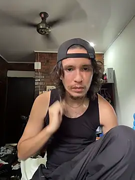 Luxx 14 online show from 04.13.26