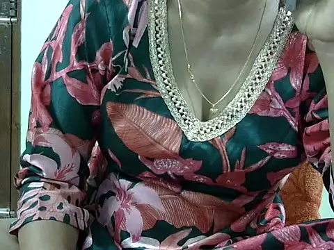 CHAMELI4747 online show from 10.06.25