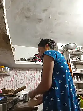 ISHANI-SINGH online show from 09.29.25