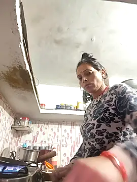 ISHANI-SINGH online show from 01.07.26