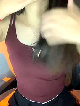 Snapshot of Tinasx56 chatting on 11.06.25 Tinasx56 online show from 11.06.25