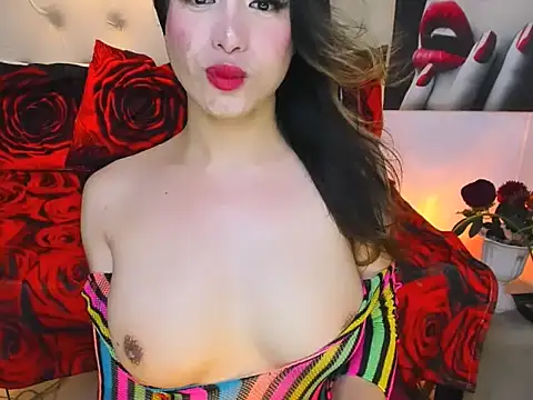 Playfullmaniac online show from 10.18.25