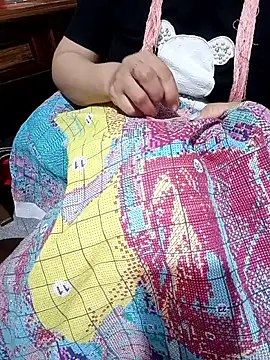 Snapshot of love_sex_05 chatting on 09.17.25 love sex 05 online show from 09.17.25