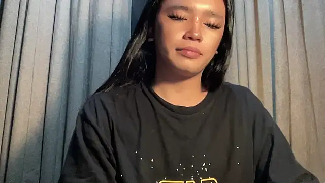 Snapshot of Claudia_Johnson chatting on 09.10.25 Claudia Johnson online show from 09.10.25