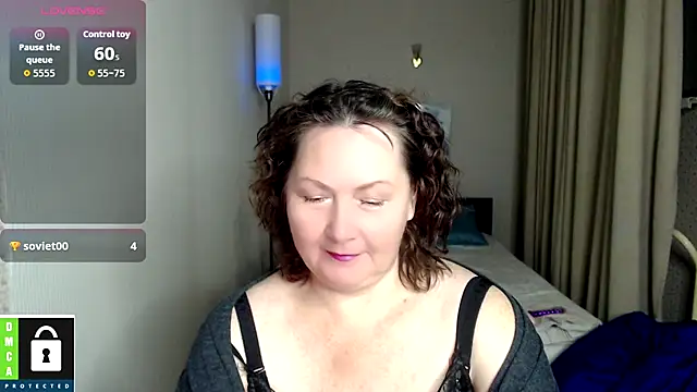 Snapshot of milf_hornys chatting on 10.17.25 milf hornys online show from 10.17.25
