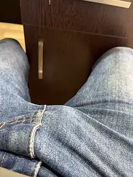 Cruel00 online show from 10.22.25