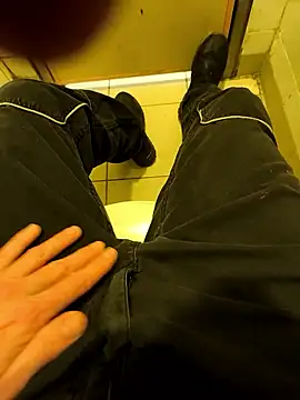 Snapshot of fergi1999 chatting on 01.13.26 fergi1999 online show from 01.13.26