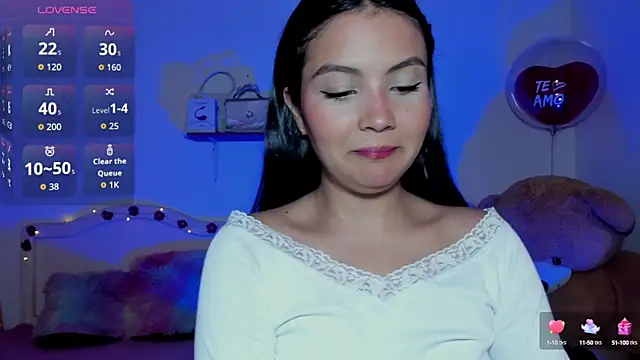 Snapshot of Angel-Caribbean chatting on 10.08.25 Angel-Caribbean online show from 10.08.25