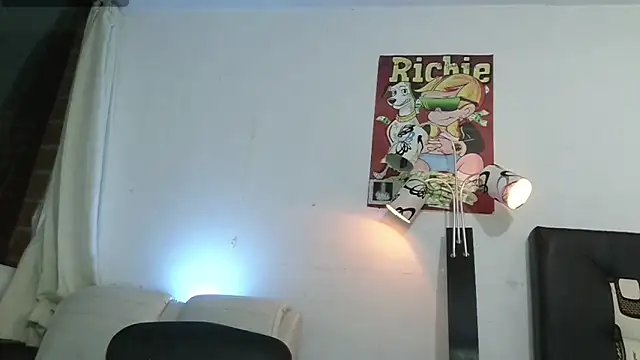 Snapshot of Thomasjons_ chatting on 06.27.26 Thomasjons online show from 06.27.26