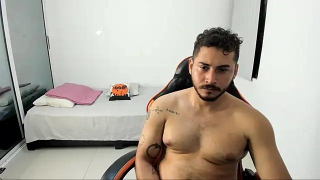 Snapshot of ashlan_king chatting on 11.21.25 ashlan king online show from 11.21.25