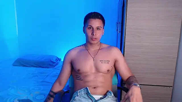 valentinosex1 online show from 01.07.26