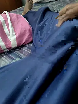 Snapshot of Bullboy8in chatting on 09.14.25 Bullboy8in online show from 09.14.25