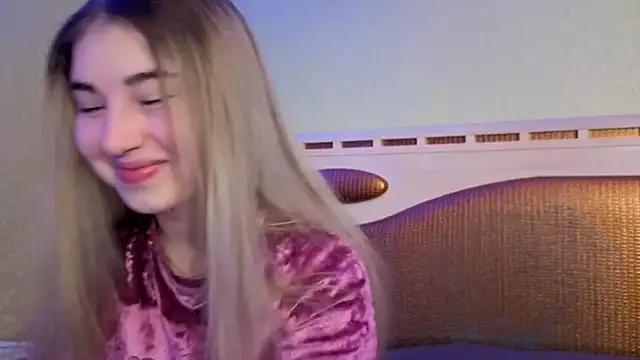 Snapshot of sugarskitty chatting on 02.01.26 sugarskitty online show from 02.01.26