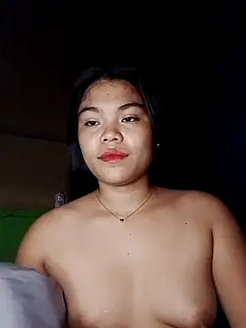 Snapshot of cloe_candy19 chatting on 10.04.25 cloe candy19 online show from 10.04.25